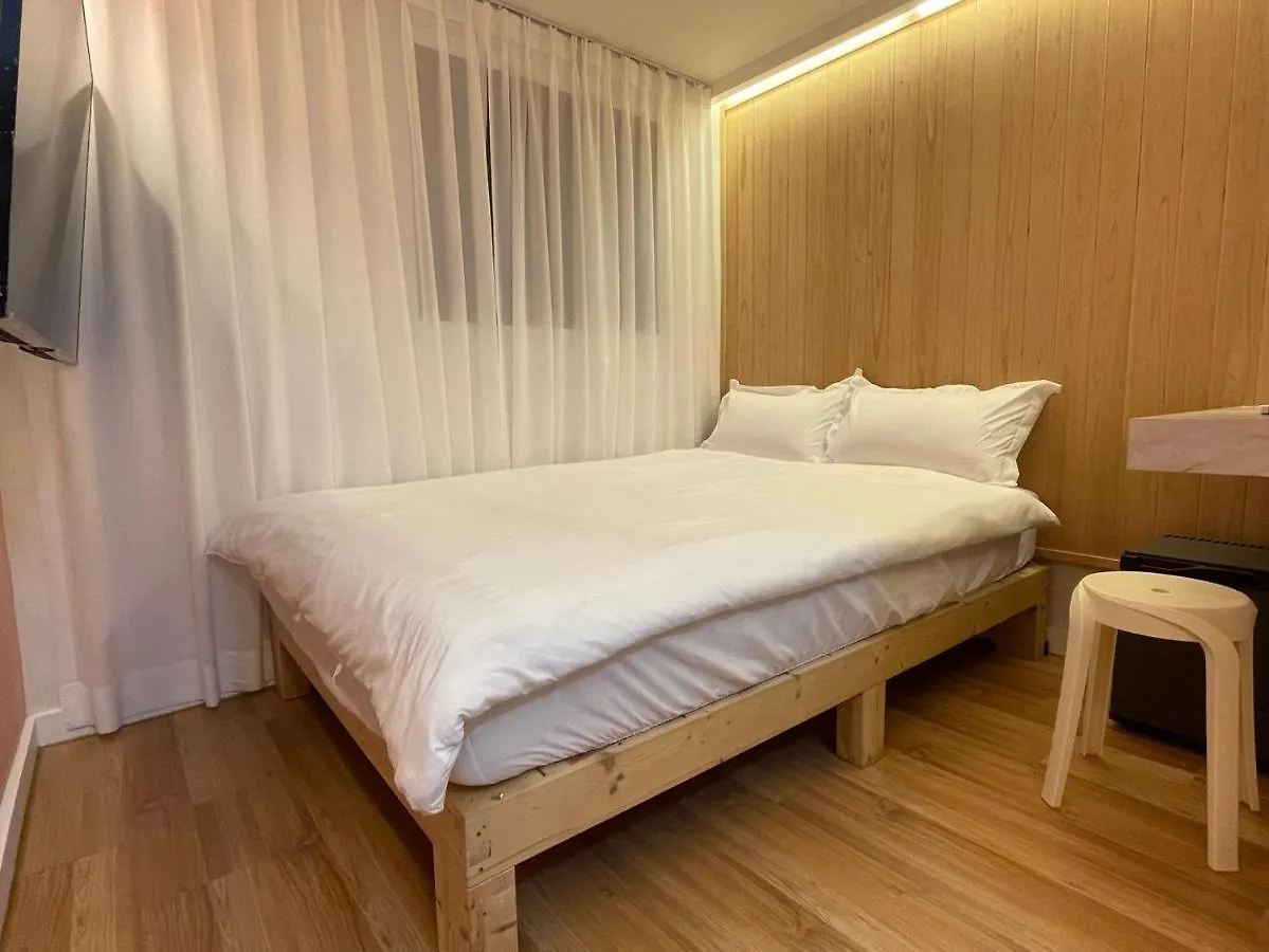 Ssh Lk Hostel Seul 0*,